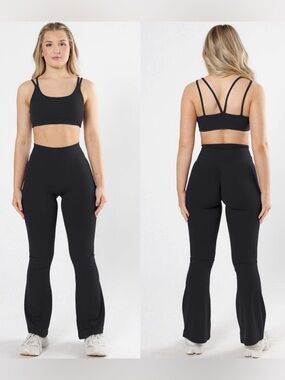 Paragon Fitwear: Original High-Rise Sculptseam® Plus Essential Flare Legging 31"